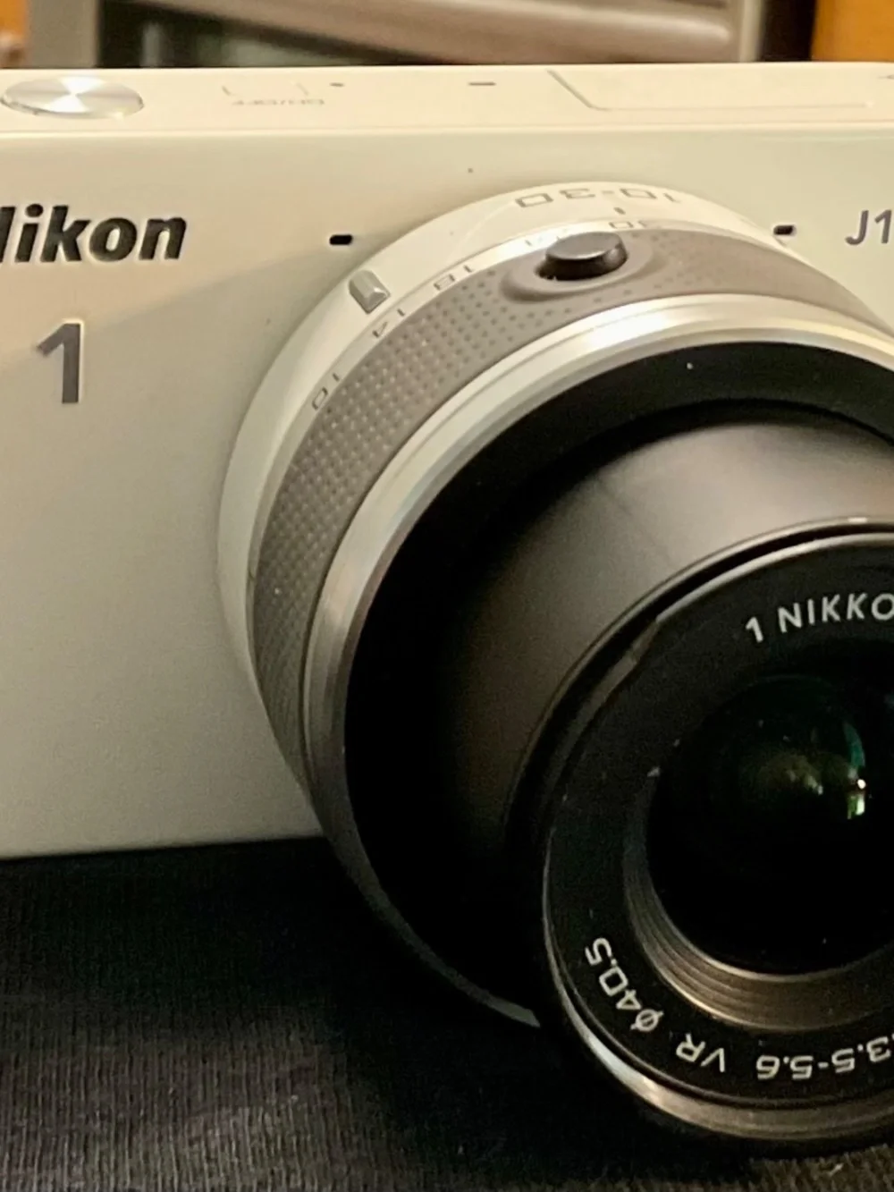 Nikon 1 J1 excellent nikon